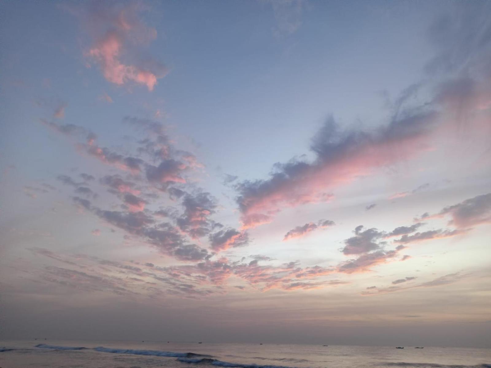 Le'Sap Beach Resort Пондичерри Экстерьер фото